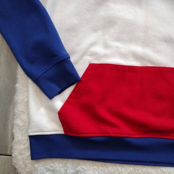 Netflix - Stranger Things Colorblock Hoodie - Picture 6 of 12